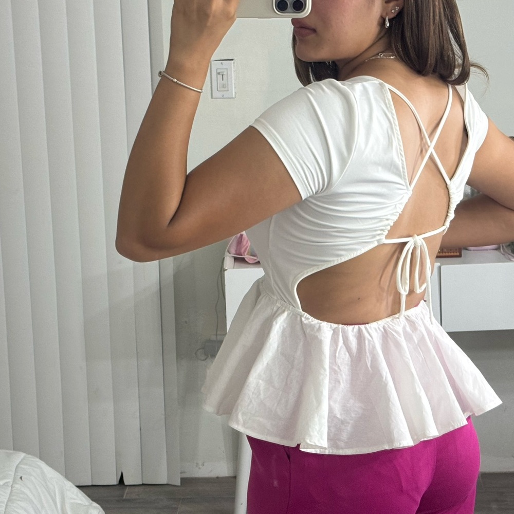 H&M White Crisscross Peplum Top
